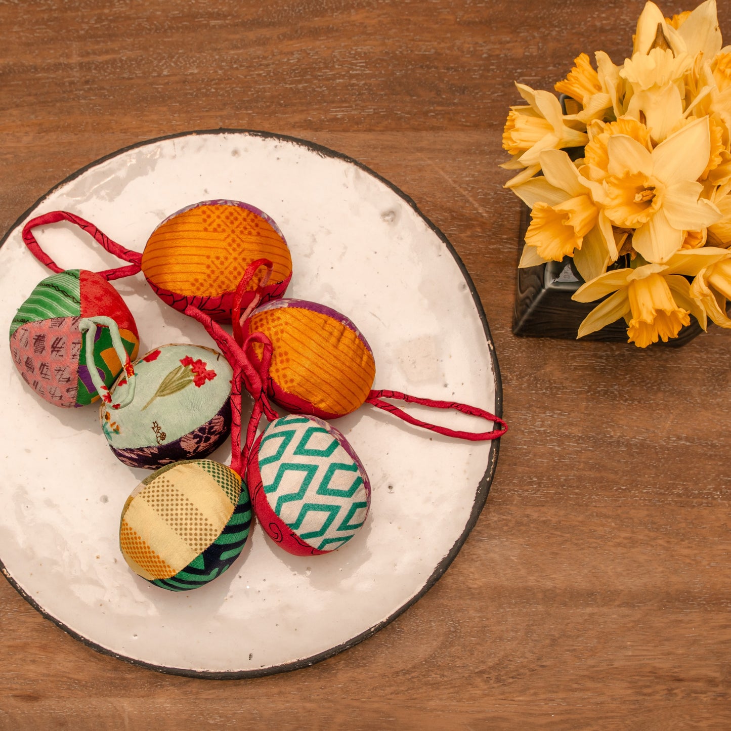 Hanging Egg Decorations 3 pack